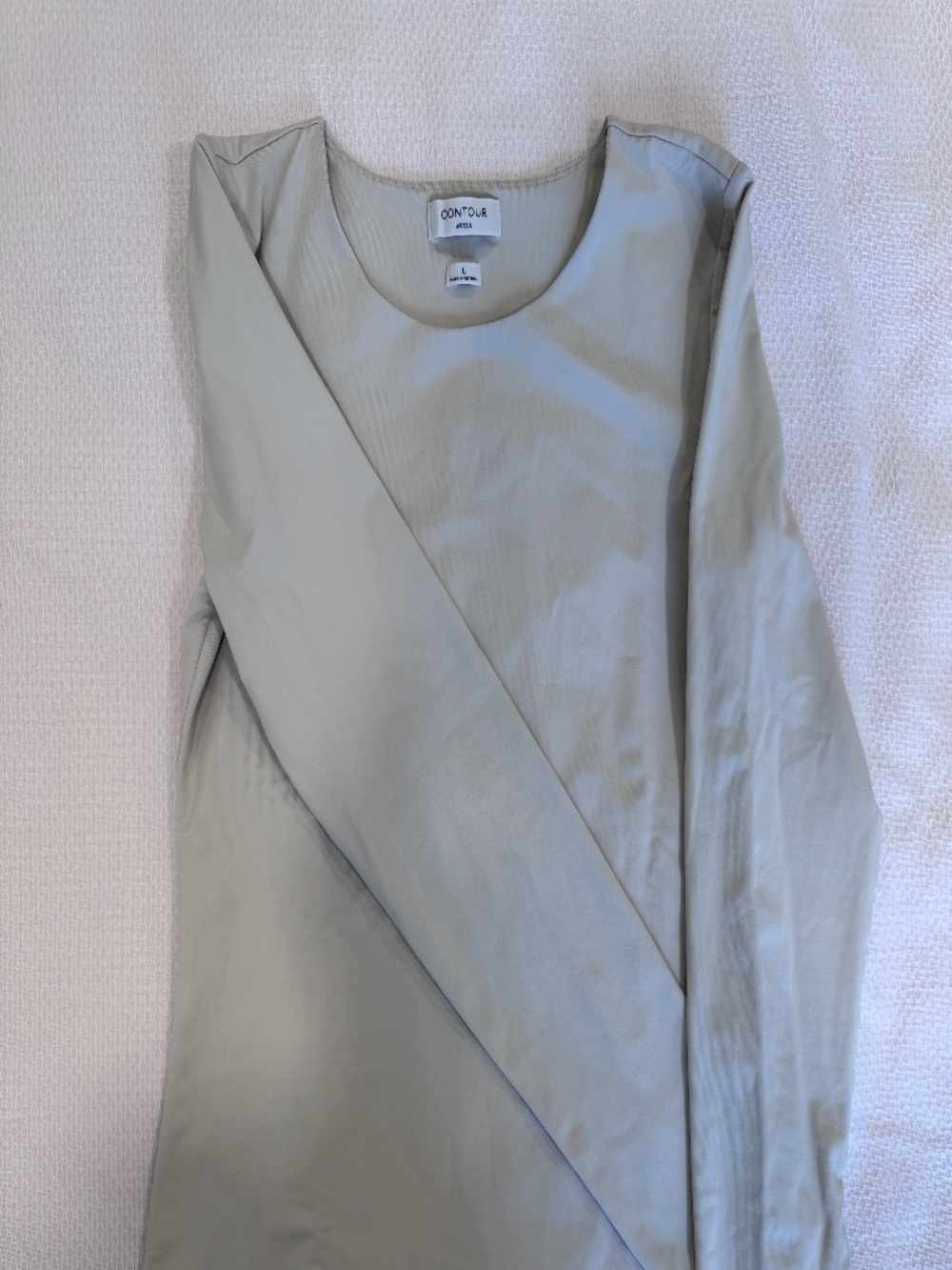Aritzia Contour long sleeve top , L